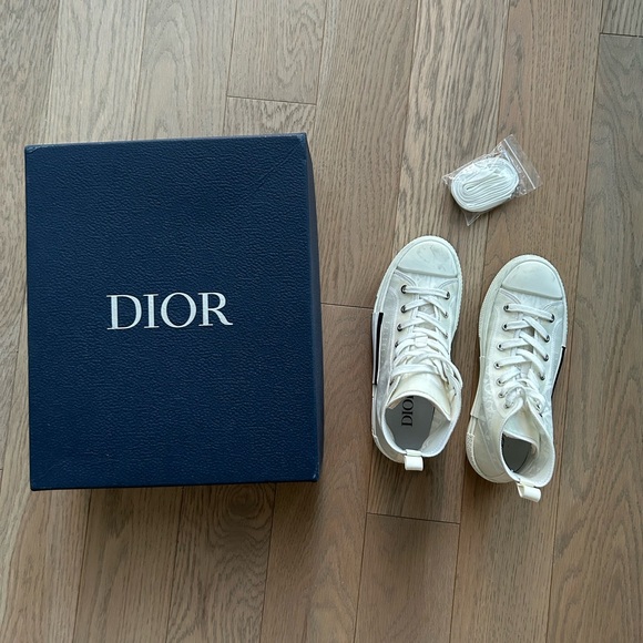 White Dior B23 Oblique Canvas - Picture 1 of 11